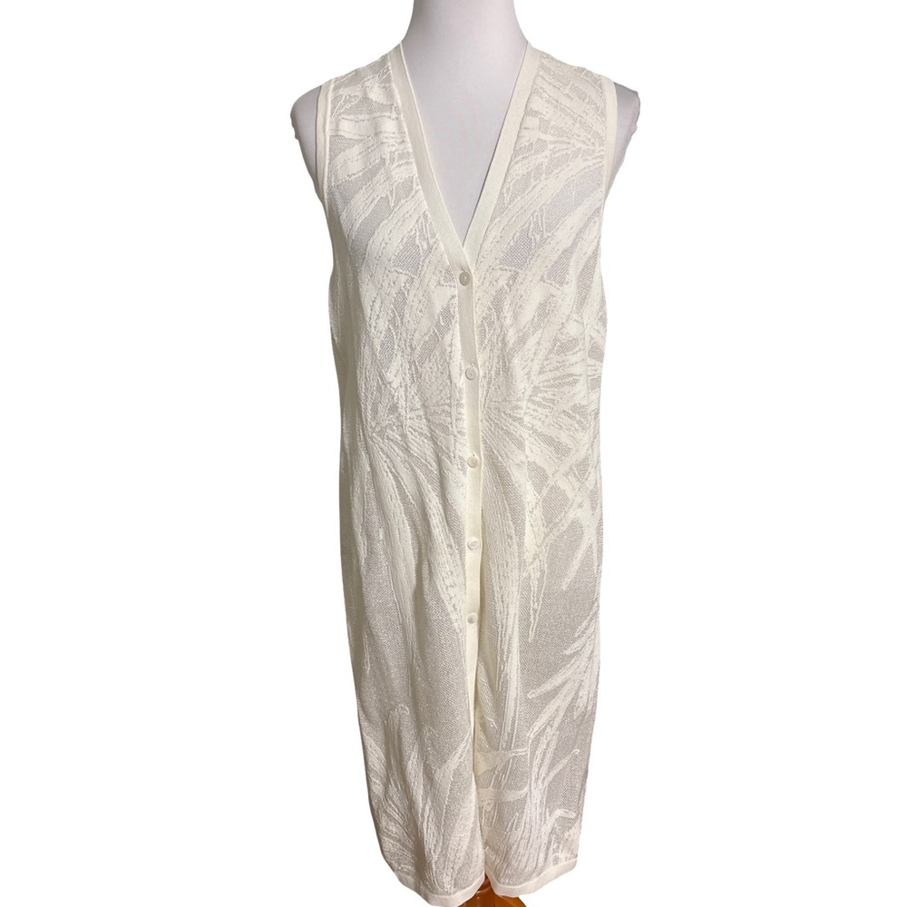 Chico's Cream Sleeveless Vest